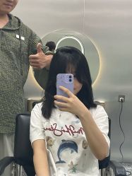 -Tloml salon