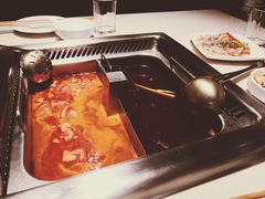 -海底捞火锅鲜切牛肉主题店(长寿路店)