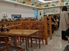 大堂-小姜锅贴(凤凰街店)