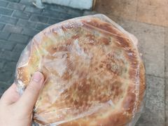 烤馕-新疆喀什烤肉饭店(红松路店)