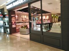 -巴黎贝甜(大宁国际商业广场店)