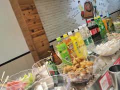 零售区-百品聚旋转火锅(万德庄店)
