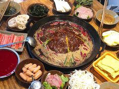 -周幺妹重庆老火锅(银泰城总店)