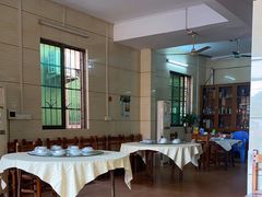 大堂-河边私房菜