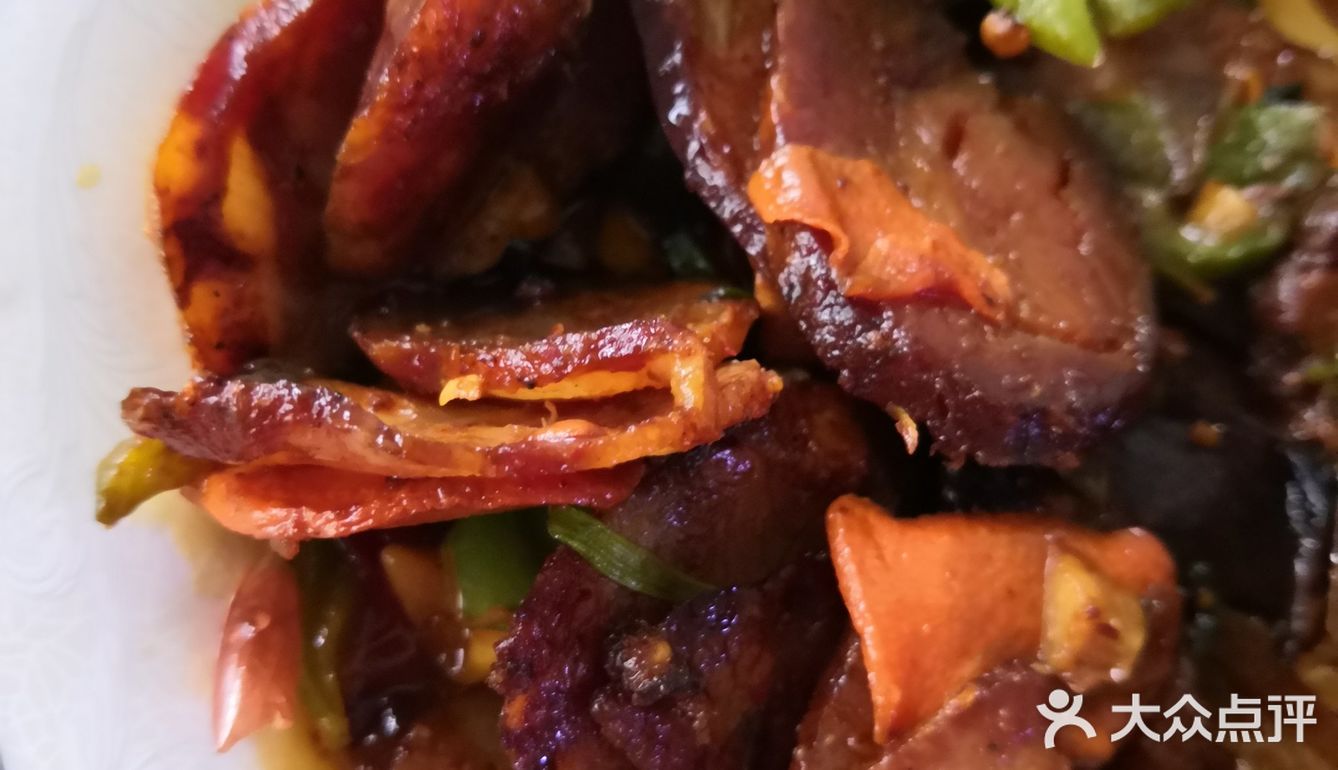 家常菜之炒川式腊肠，香辣可口