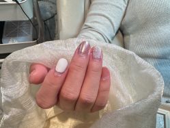 -蜜丝卡伦美甲美睫半永久