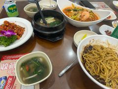 -贵宾庄炸酱面·韩式料理(高区店)