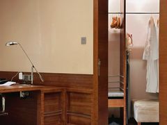 -广州中心皇冠假日酒店