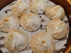 蟹粉小笼包-馋三尺蟹粉小笼(人民广场店)