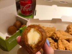 -BHC炸鸡(明洞总店)