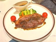 -湖景知味西餐厅•自助餐• 轻食(南京金茂威斯汀大酒店)