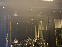 -川骄海鲜自助(王府井奥莱UP TOWN店原世界之花店)