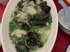 -侬佳蒸菜馆(听潮店)