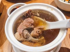 -顺风汤馆·广府粤菜(江宸天街店)