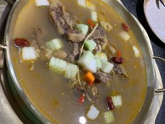 -顶顶汤火牛排火锅·经典铜锅涮肉