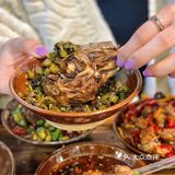 全兔宴！折耳根！烧椒！蒜香！兔头[色]你吃过没有⁉️