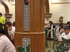 大堂-清真·玛丽亚新疆菜主题餐厅(浙江中路店)