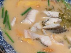 -荣家黄鱼面(前滩太古里店)