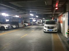 -万象城-停车场