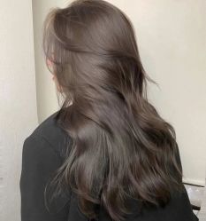 -苑苑发型设计