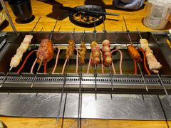 会自己转的烧烤炉-悦屋老板娘的烤肉店(紫薇田园店)