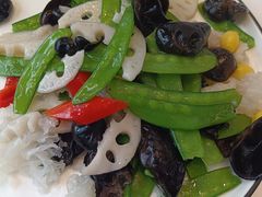 荷塘月色-乾隆美食·本帮菜(黄河路店)