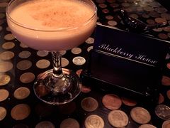 鸡尾酒：亚历山大-Blackberry黑莓英式咖啡餐吧(哈西店)