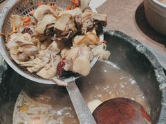 -蘑界·野生菌火锅(深业上城店)