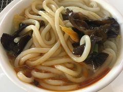 -武汉光谷广场杨家湾地铁站怡程酒店