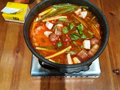 -黔有有贵州酸汤夺夺粉火锅(五味十字店)