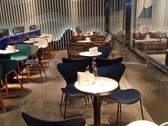 大堂-野萃山·潮汕厚果汁(十亩地店)