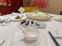 -深圳富苑皇冠假日套房酒店