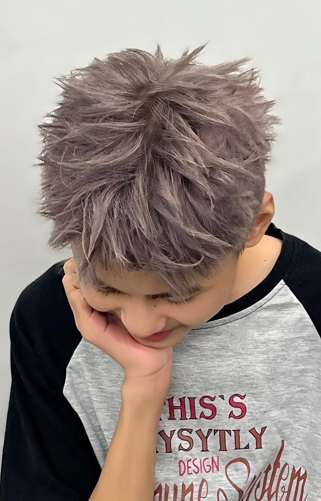 男生染香芋奶茶发色,温柔又帅气!