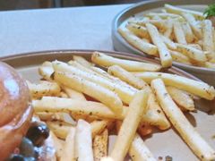 -龙治汉堡(中华城店)