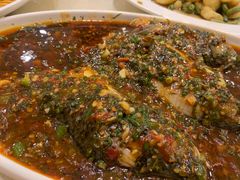 藿香鲫鱼-月圆霖特色农家乐