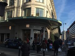 -乐蓬马歇百货公司(Rive Gauche)