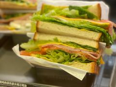 -星巴克(北京中关村南大街店)
