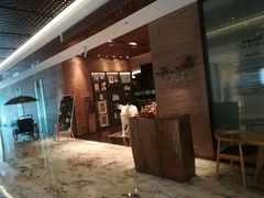 -上海漕河泾万丽酒店