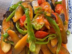 -老钟家烤羊排·敦伊阁清真餐厅胡羊焖饼