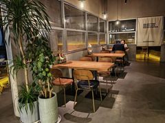 -三勾JJJ Burger&Coffee(梅溪湖店)