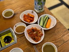 -喇喇排骨火锅·传统韩式脊骨汤(望京西园总店)
