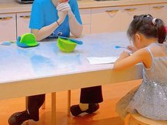 -英孚教育青少儿(滨江中心)