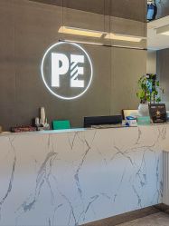 -PE SALON
