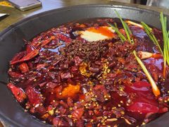 -黄潇洒老火锅(九眼桥宏济巷店)