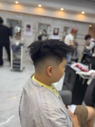 -秦·专注剪发