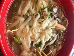 -肇兴特色牛肉粉