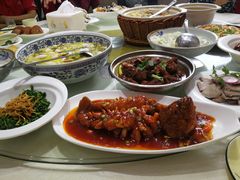 -侬佳蒸菜馆(听潮店)