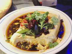 -鱼窝棚柴火铁锅炖(富山屯店)