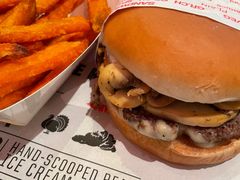 蘑菇牛肉汉堡-FATBURGER 特富客汉堡(外交公寓店)