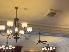 -Salon de Ville浦江汇(上海外滩华尔道夫酒店店)